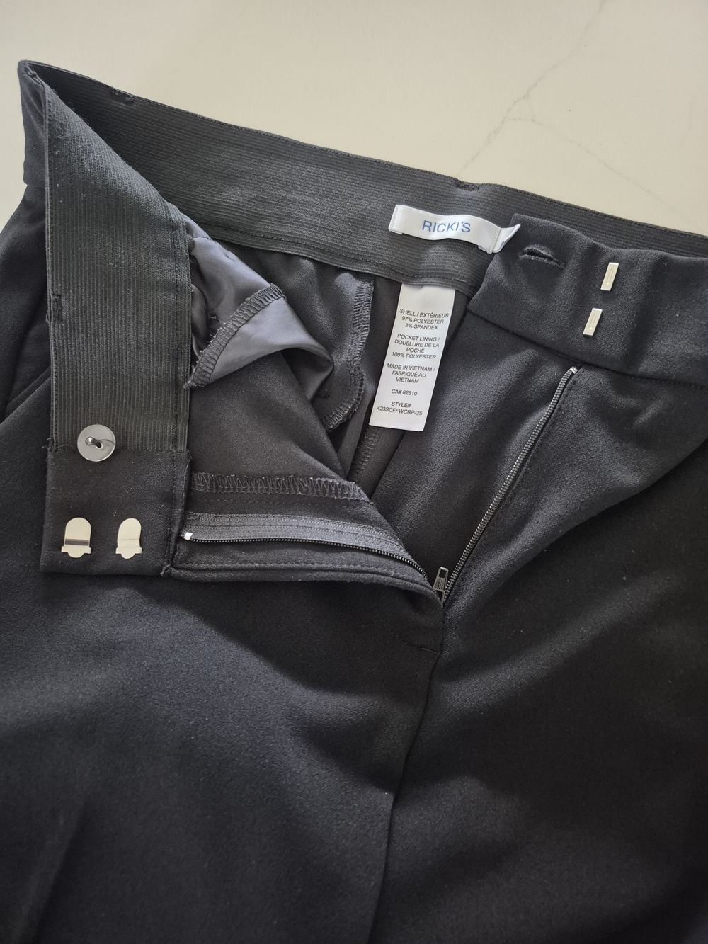 Ricki's Black Wide-Leg Capri Pants - Picture 4 of 5